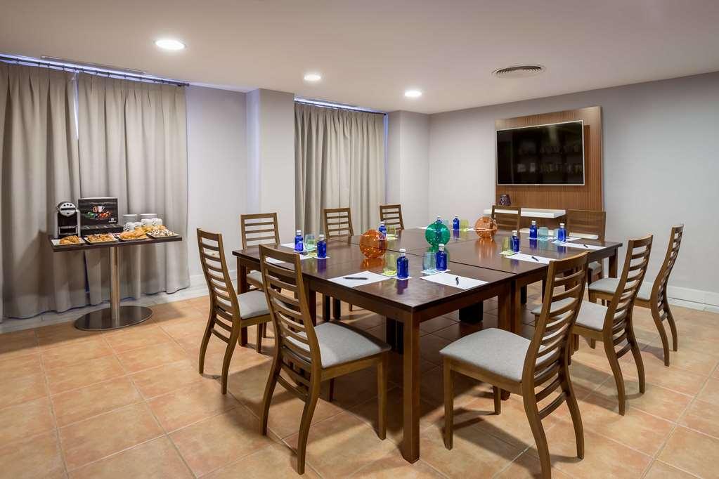 Barcelo Cabo De Gata Hotel Retamar  Facilities photo
